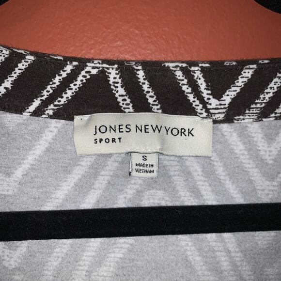 Jones New York Sport Shift Dress Womens Small Brown Geometric AOP - Picture 3 of 4